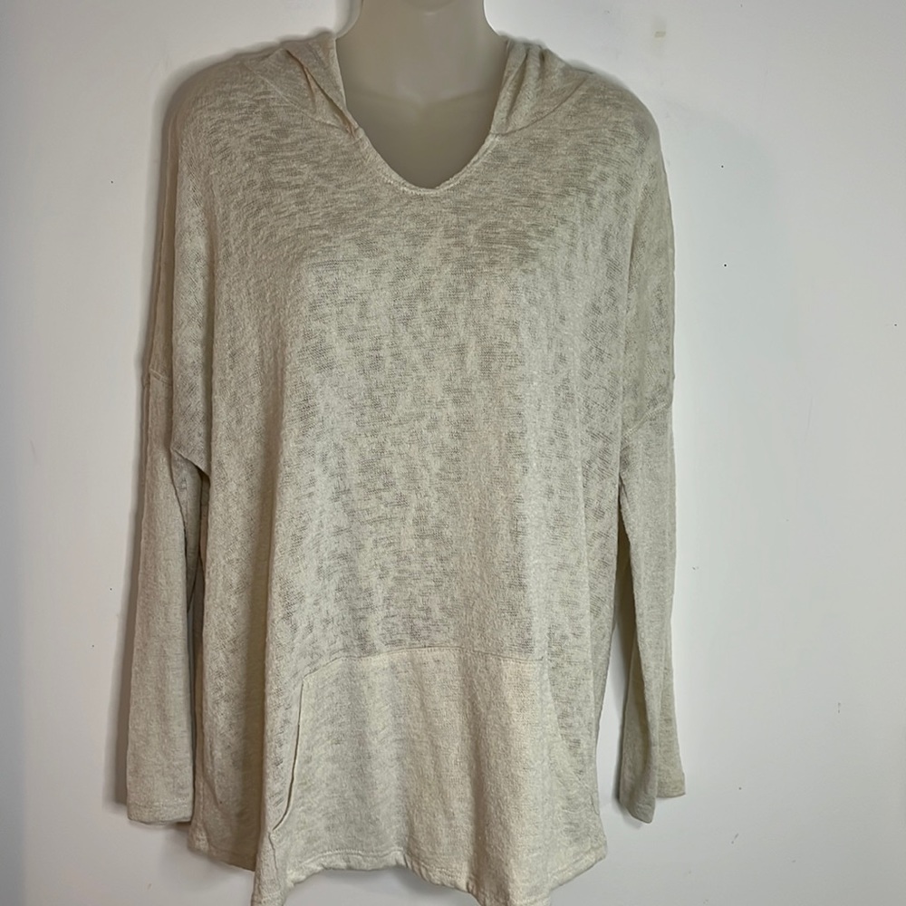 Easel Sweater Women's Size L Hooded Pullover Long Sleeve Hoodie Sweater Oatmeal